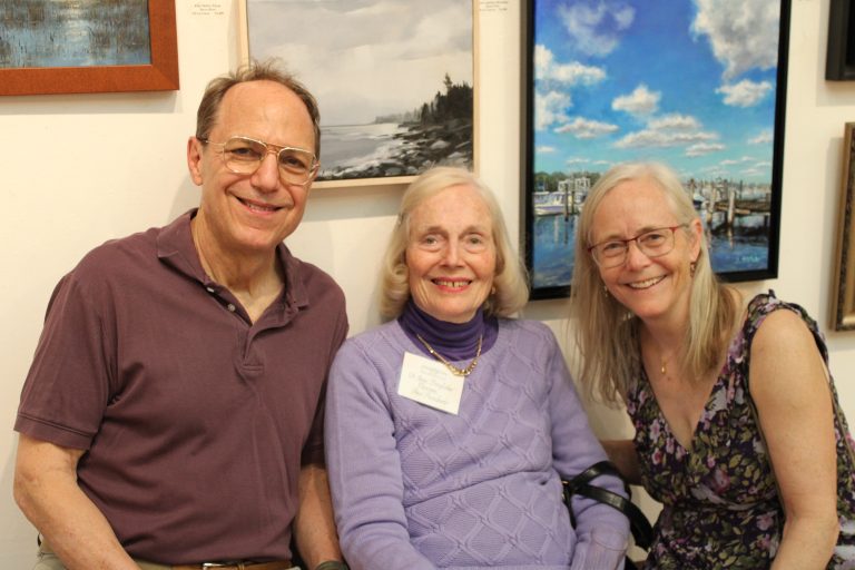 Anne Pierson with her daugter and her son-on-law