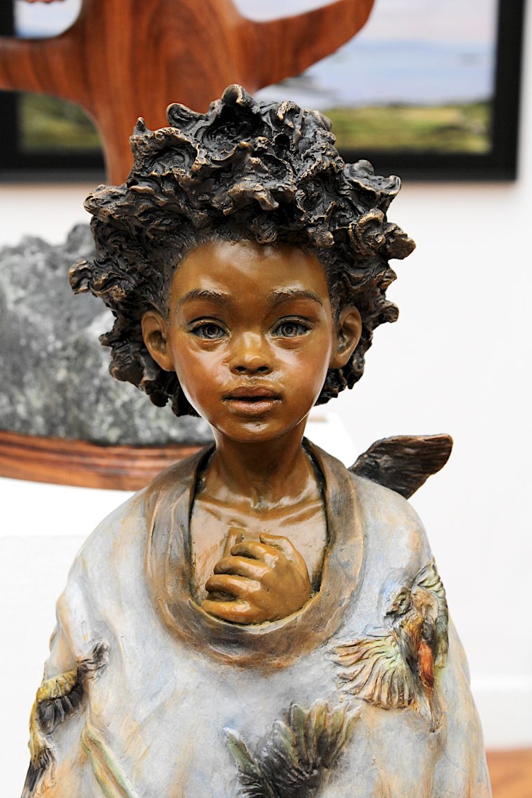 Angela Mia, Arise, sculpture (detail)